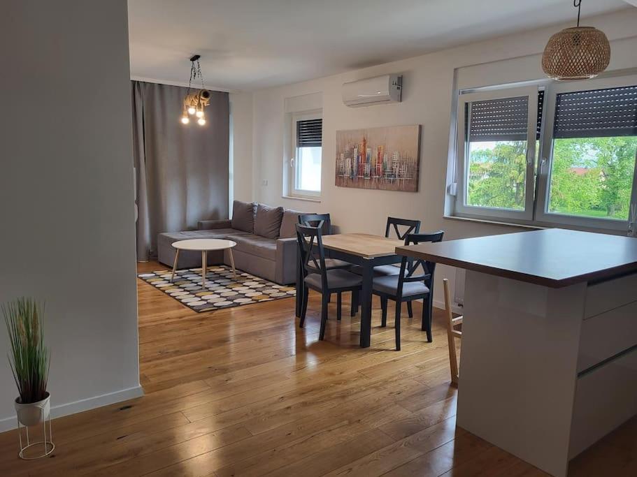 Novoureden Stan Apartment Velika Gorica Exterior photo